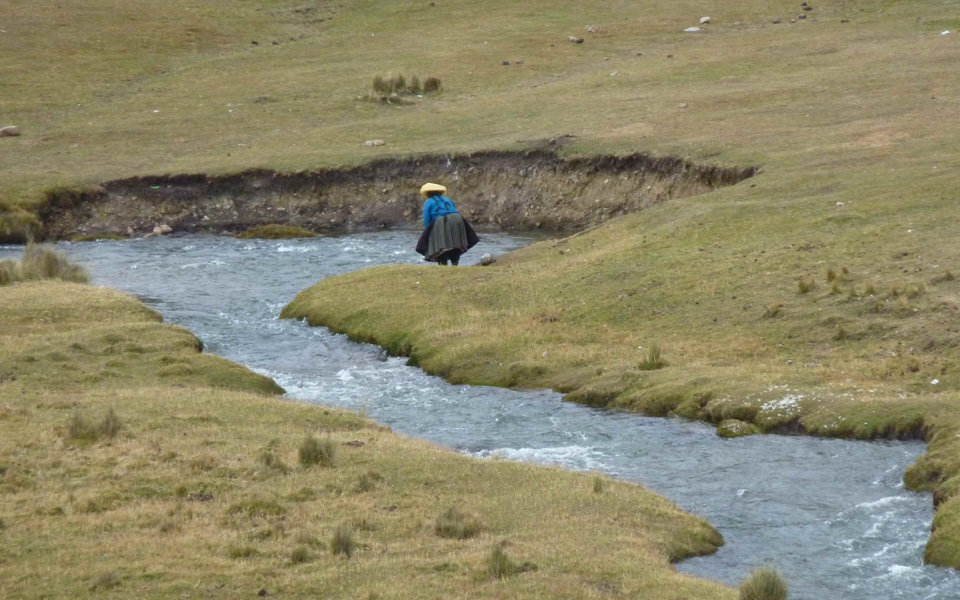 Huayhuash - Viconga - Agua termal